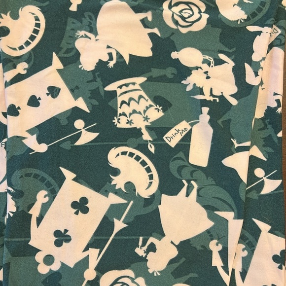 Lularoe Alice in Wonderland leggings - Picture 4 of 4